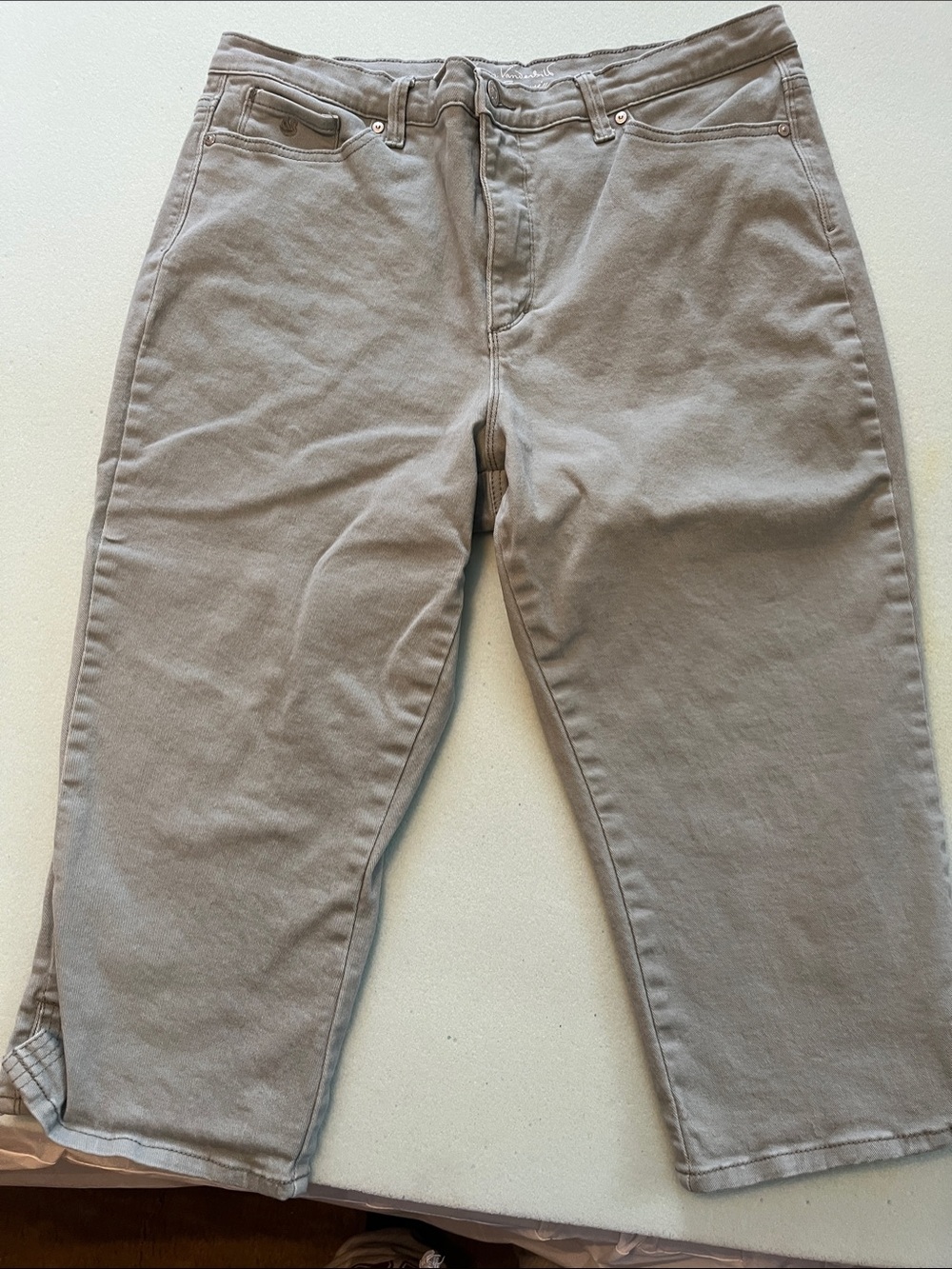 Women’s Gloria Vanderbilt Capris